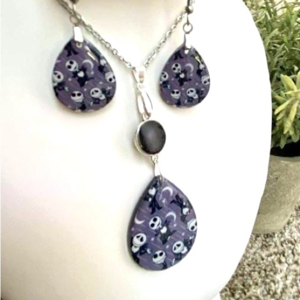 Handmade Resin Jewelry Set – Halloween Jack Skeleton Inspired 3 Piece Set - Picture 4 of 4